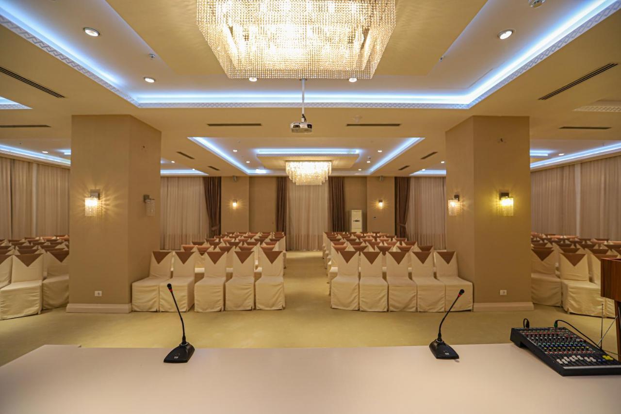 Gabala Garden Hotel Eksteriør billede The ballroom
