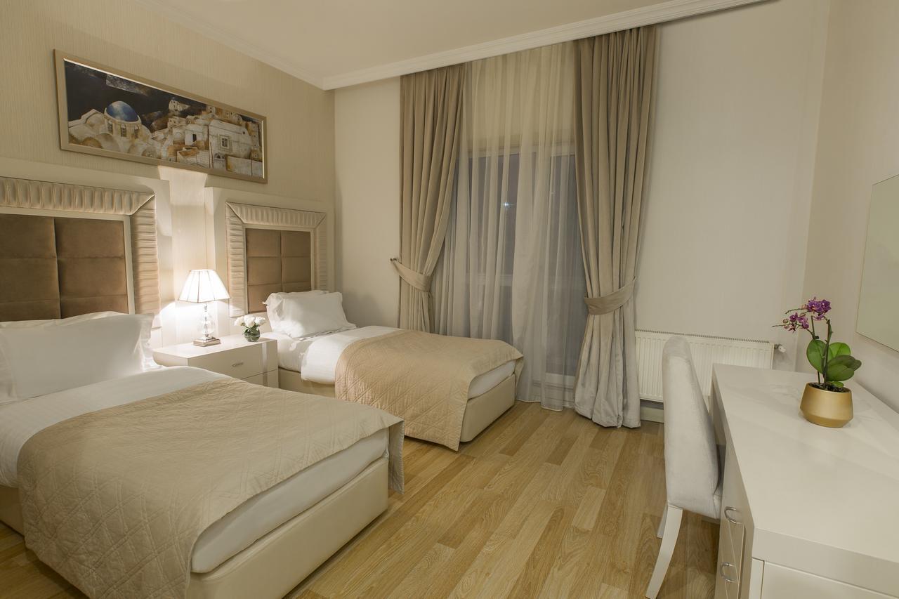 Gabala Garden Hotel Eksteriør billede A room at the hotel